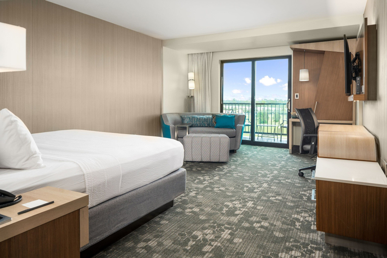 Bedroom 3, Courtyard by Marriott Houston Northeast, Houston