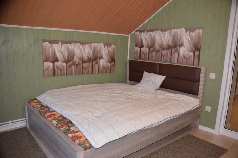 Bedroom 3, Lyubimy prichal, Ostashkovskiy rayon