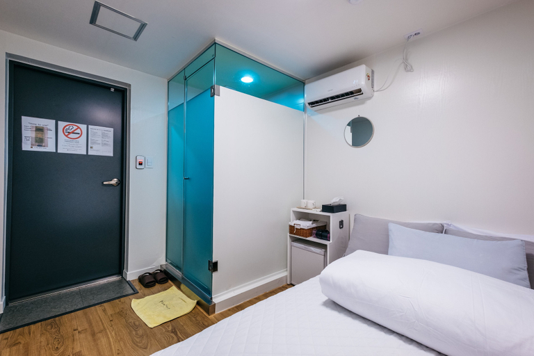 Bedroom 2, K Stay Guest House, Jung