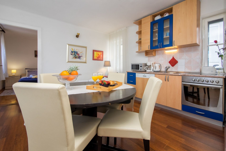 Others 5, Guest House Leta, Split