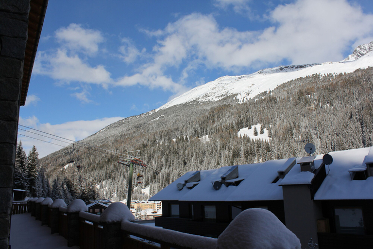 Others 5, Chalet Alaska, Sondrio