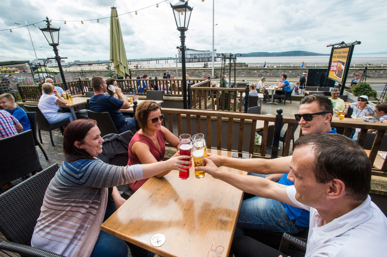 Food & Drinks 5, Old Colonial Hotel Weston-Super-Mare | Marston's Inns, North Somerset