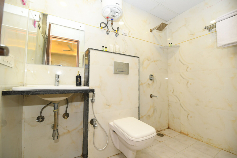 Bathroom 4, Hotel LD Prime, Jaipur