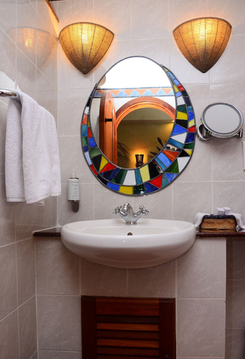 Bathroom 5, Amboseli Serena Safari Lodge, Kajiado South