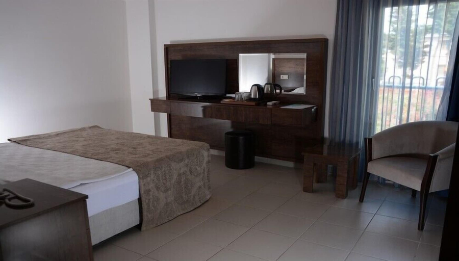 Bedroom 3, Grand Sahins Gumuldur Resort, Menderes