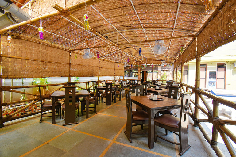 Food & Drinks 5, FabHotel Kris Resort Calangute Beach, North Goa
