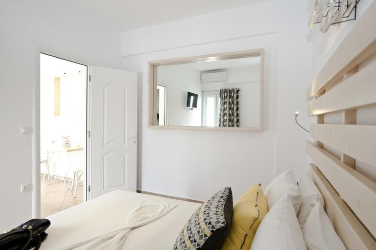 Bedroom 3, Yanna Asteri Suites, South Aegean