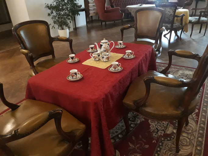 Food & Drinks 5, Dwor Strzyzew, Sochaczew
