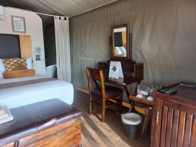 Bedroom 2, Tsabong Eco-Tourism Camel Park, Tshabong