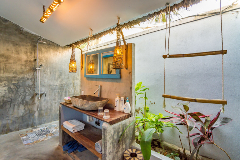 Bathroom 4, Ocean House, Da Nang