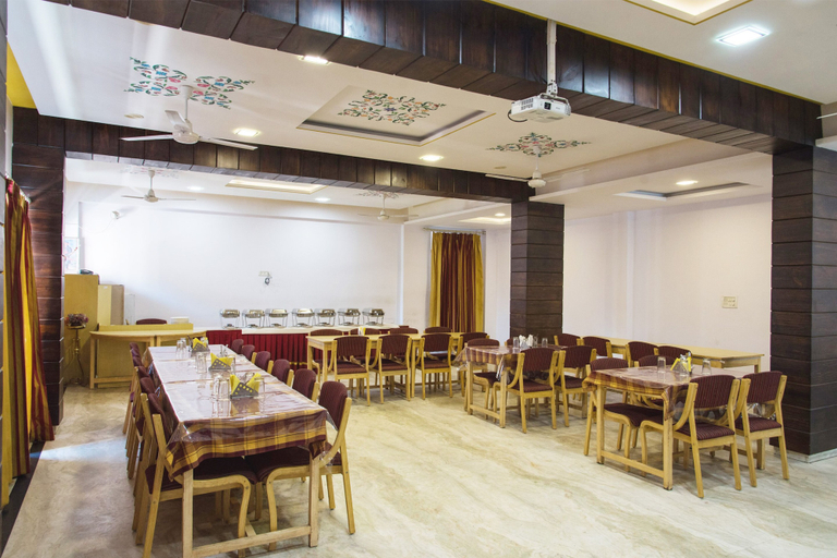 Food & Drinks, Gorbandh Hotel, Udaipur