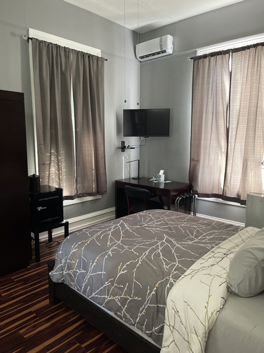 Bedroom 2, The George Manor, Galveston