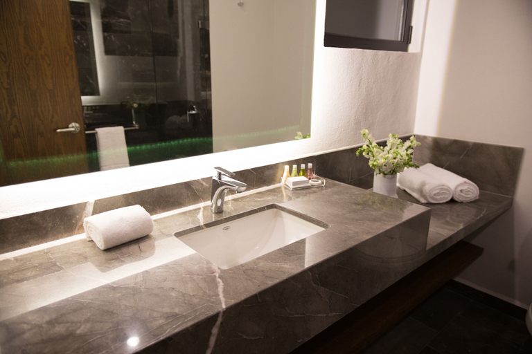 Bathroom 4, GUMONT, Guadalajara