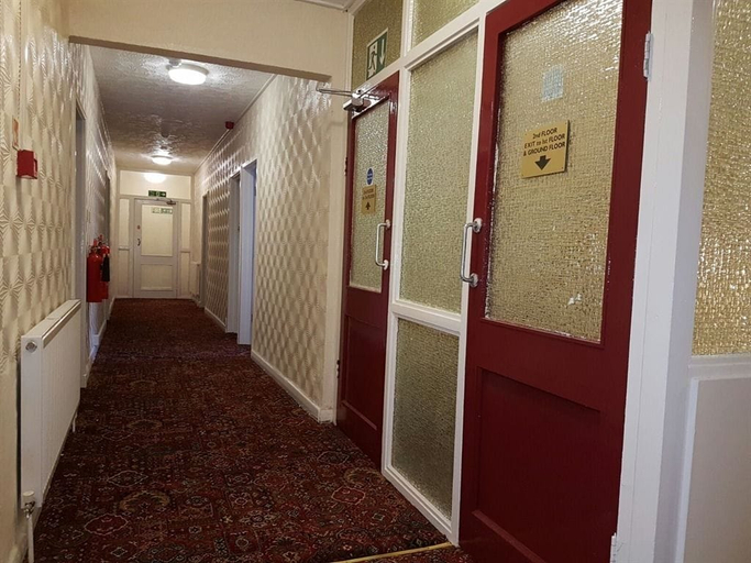 Others 4, AA Central Hotel, Blackpool