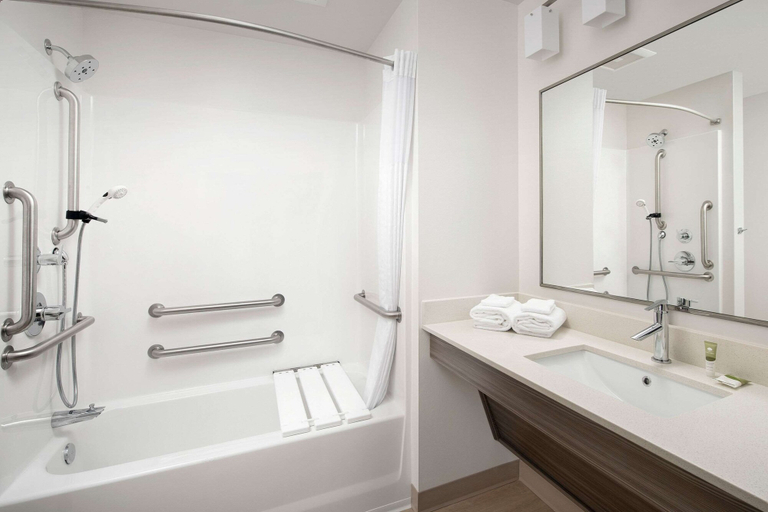 Bathroom 4, WoodSpring Suites Seattle Tukwila, Tukwila