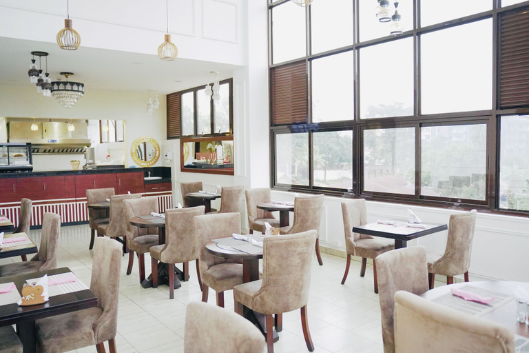 Food & Drinks 5, LaPonye Apartments Ntinda, Kampala