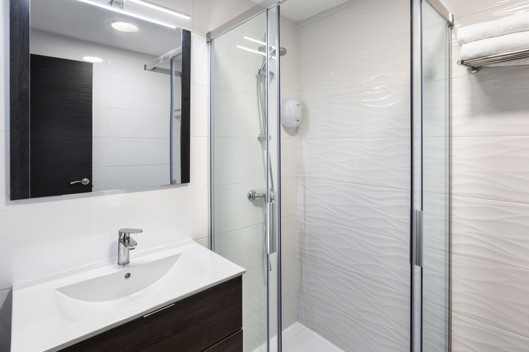 Bathroom 4, Hotel Victoria Valdemoro, Madrid