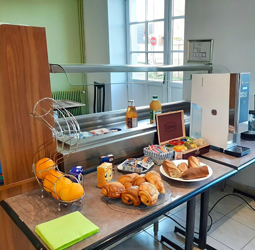 Food & Drinks 4, Hotel du Cerf, Cher