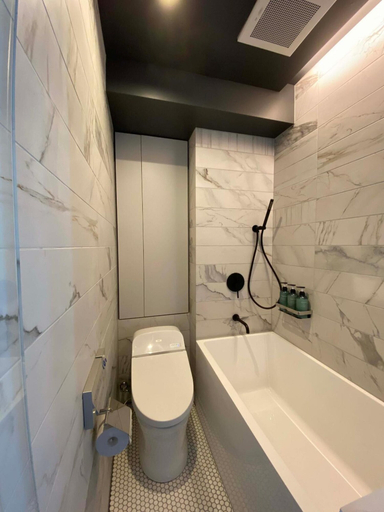 Bathroom 3, Spatium Tokyo, Chiyoda