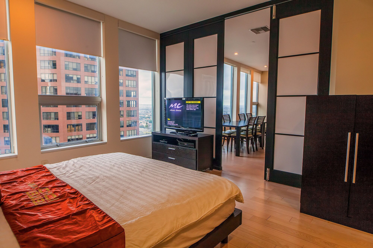 Bedroom 4, TENTEN Wilshire - Official, Los Angeles