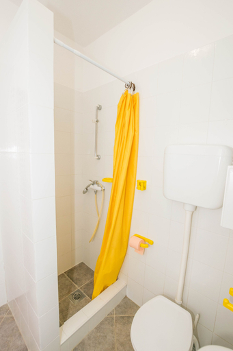 Bathroom 3, Apartments Petener - Great Location, Medulin