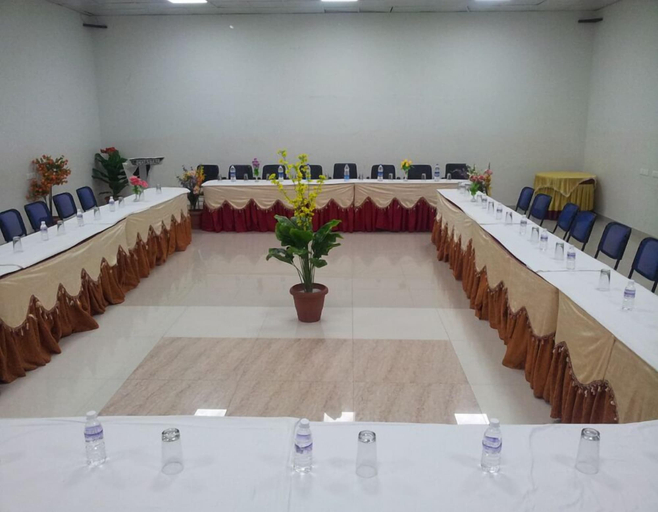 Business Facilities