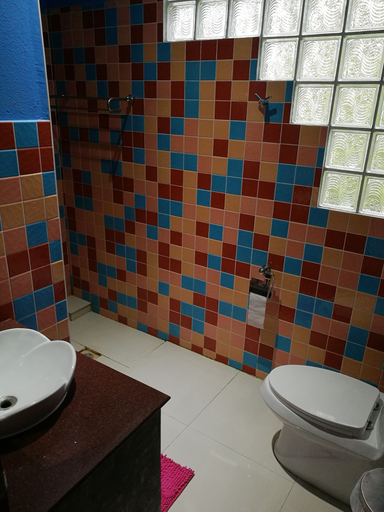 Bathroom 4, The Magic Wave, Ko Phangan