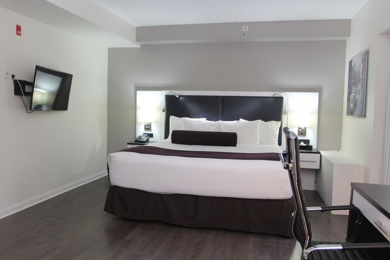 Bedroom 3, The Saint James Hotel, an Ascend Collection Hotel, Toronto