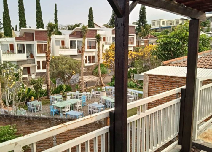 Exterior & Views 5, Dewina Villas, Malang