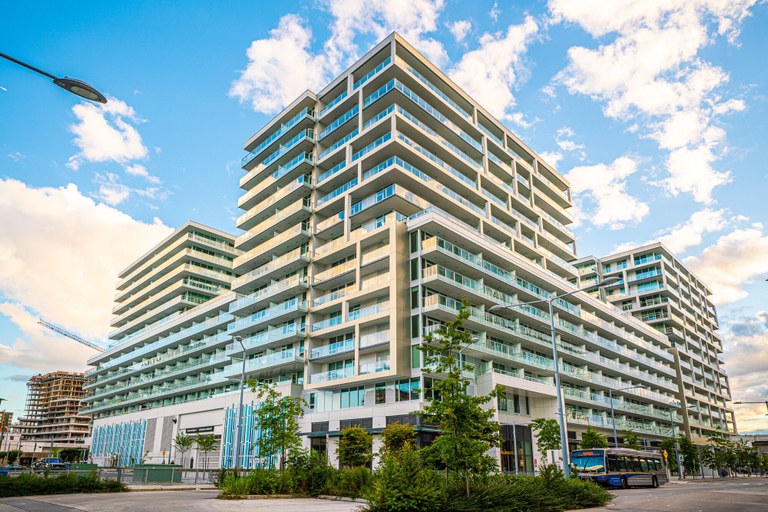 Exterior & Views 2, Charming Oasis Close to Airport & Downtown, Greater Vancouver