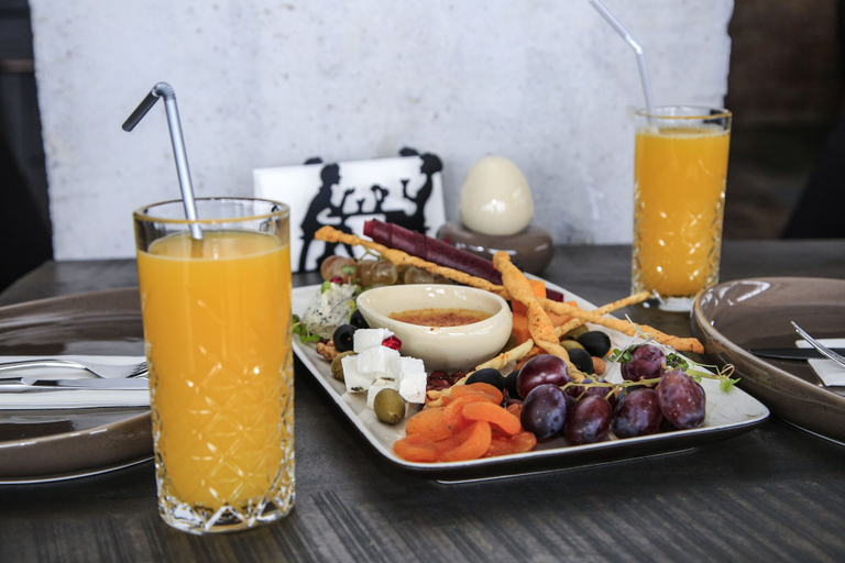 Food & Drinks 5, Hotel GeoGraphy, Kazbegi