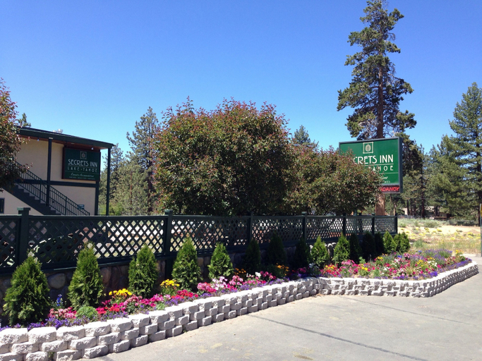 Exterior & Views 2, Secrets Inn Lake Tahoe, El Dorado