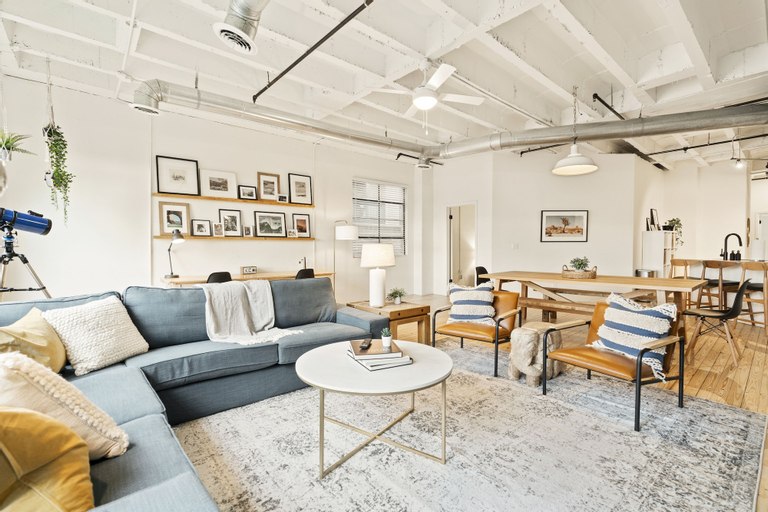 900 Lofts, Fulton