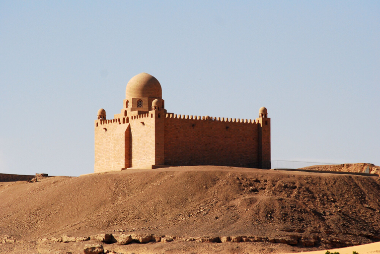 Exterior & Views 2, Dahabeya Queen Farida, Aswan