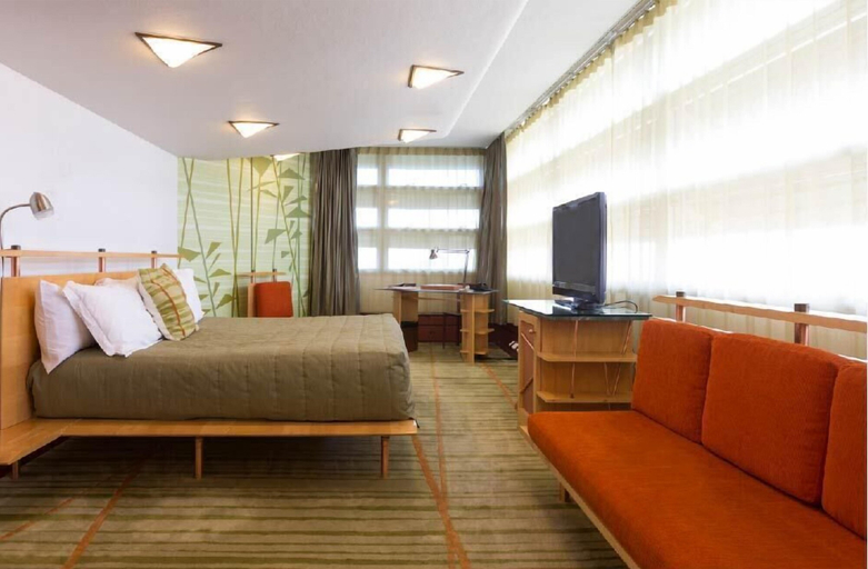 Others 5, Inn at Price Tower, Washington