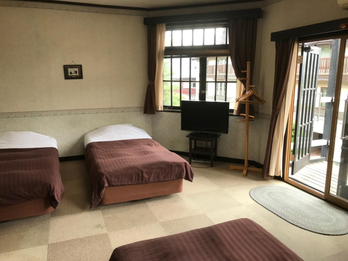 Bedroom 2, Pension Marionette, Hokuto