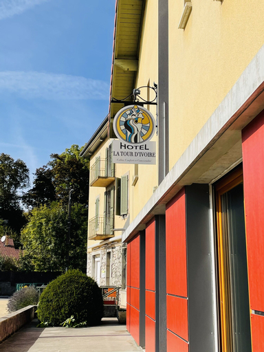 La Tour d'Ivoire, Haute-Savoie