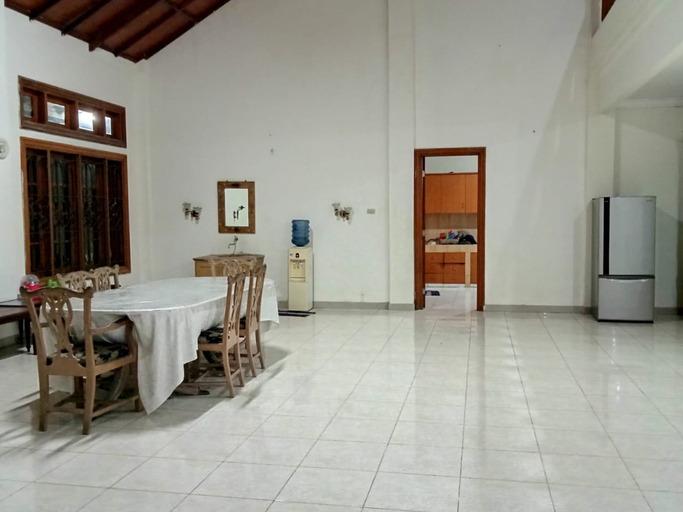 Dining Room 3, Villa Cozy at Anyer Carita Beach, Serang