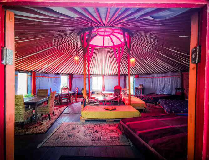 Bedroom 4, Au Bonheur Nomade, Calvados