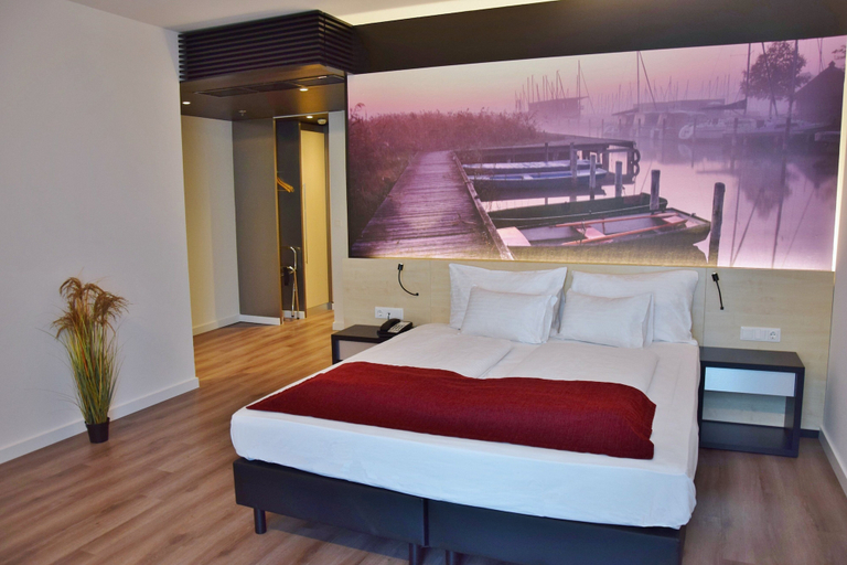 Bedroom 2, Pannonia Tower Hotel Parndorf, Neusiedl am See