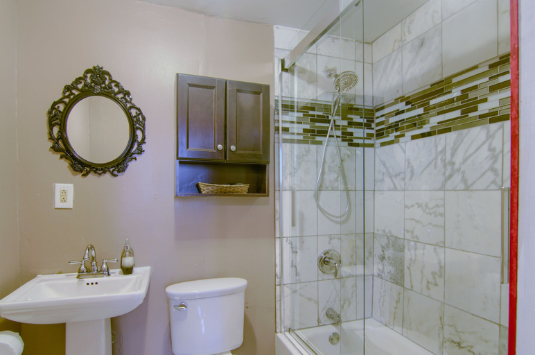 Bathroom 4, The Mardi Gras House, Mobile