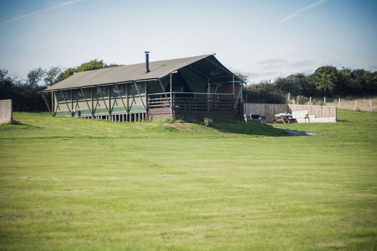 Exterior & Views 2, Burryholmes Glamping Tent - Llangennith, Swansea
