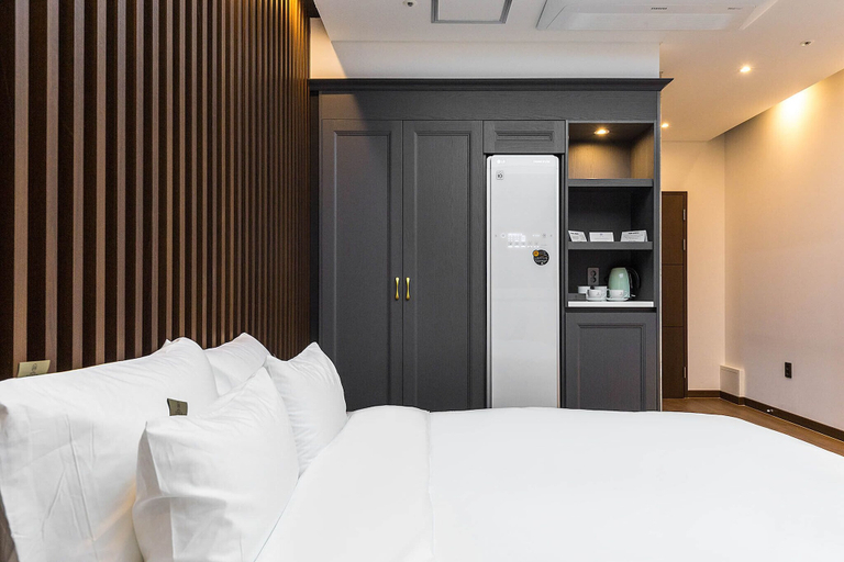 Bedroom 3, Hotel Demer, Muan