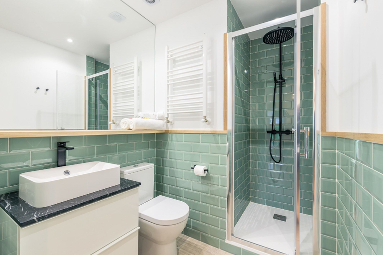 Bathroom 3, Maruxa, Guipúzcoa