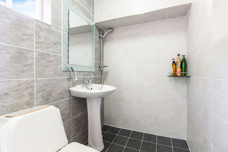 Bathroom 4, Sometown Pension, Geoje