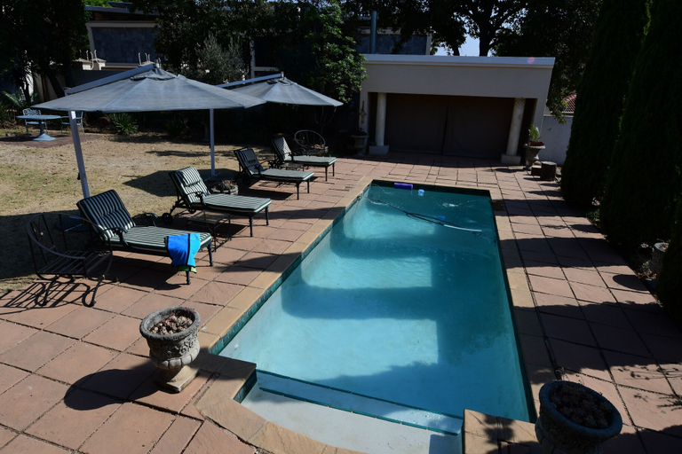Sport & Beauty 2, Highgrove Guesthouse, City of Johannesburg