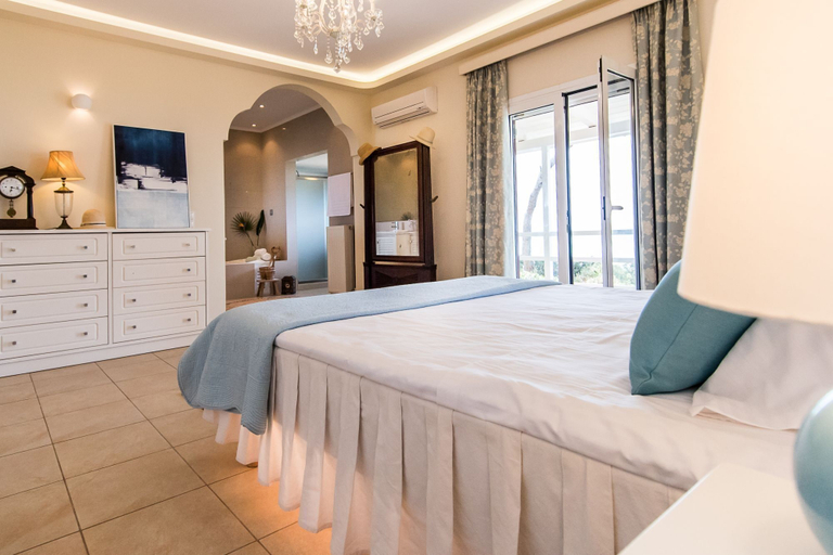 Bedroom 4, Azzuro Beach House, Ionian Islands