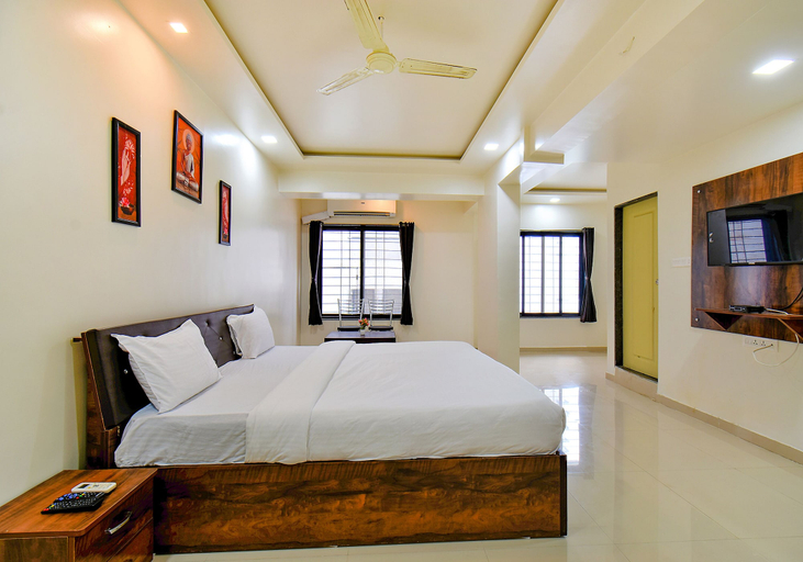 Bedroom 2, Fabhotel White House, Pune