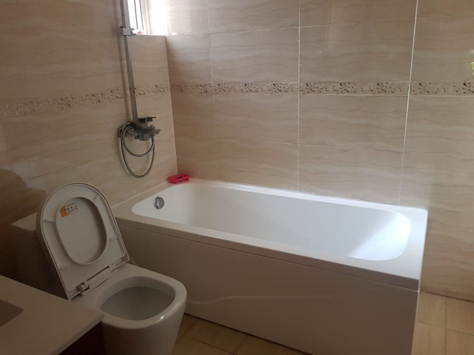 Bathroom, Ken S Haven Riara Road, Dagoretti North