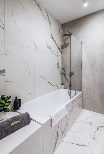 Bathroom 3, Emihouse Skyline Apartments, Rzeszów City